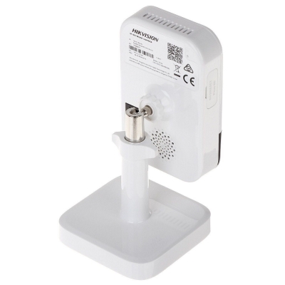 Компактная беспроводная IP-камера с W-Fi и ИК подсветкой DS-2CD2423G0-IW(W)