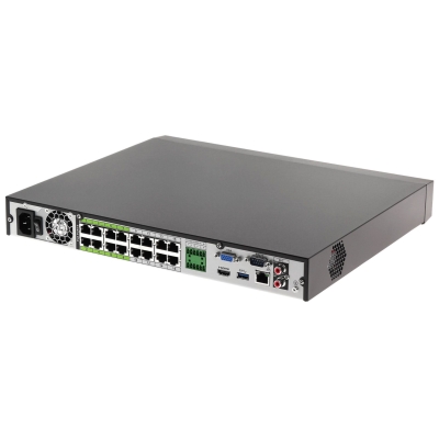 16-канальный IP видеорегистратор с POE коммутатором DHI-NVR4216-16P-I