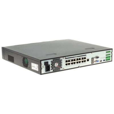 16-канальный IP видеорегистратор с POE коммутатором DHI-NVR4416-16P-I