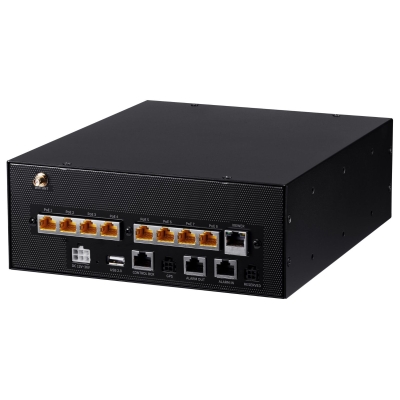 8-канальный автомобильный IP видеорегистратор с POE WISENET TRM-810S